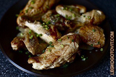 Фото рецепта: Жареная курица с горчичным соусом