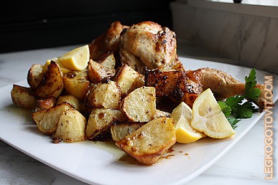 Фото рецепта: Курица жареная по-гречески с картофелем
