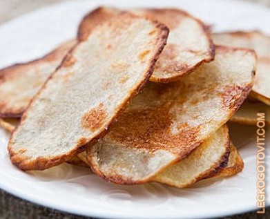 Фото рецепта: Запеченные картофельные чипсы