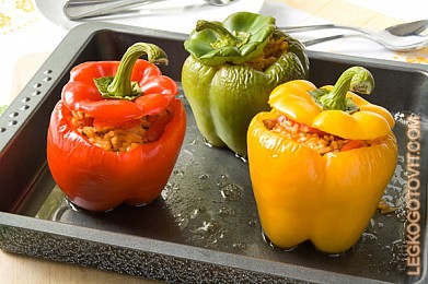 Фото рецепта: Вегетарианские фаршированные перцы