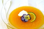 Фото рецепта: Холодный суп из дыни