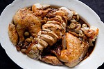 Фото рецепта: Курица, фаршированная виноградом