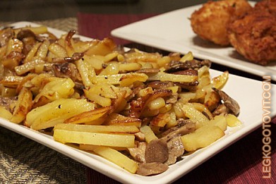 Фото рецепта: Жареный картофель с грибами
