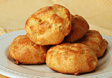 Фото рецепта: Гужеры (французские булочки с сыром)