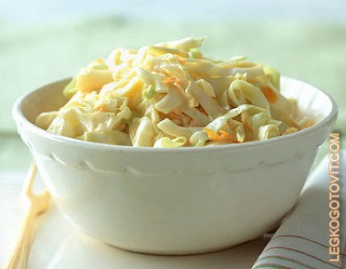 Фото рецепта: Салат из белокочанной капусты
