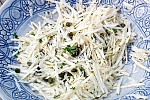 Фото рецепта: Салат из сельдерея с каперсами