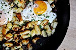 Как приготовить Картофель жареный с яйцами