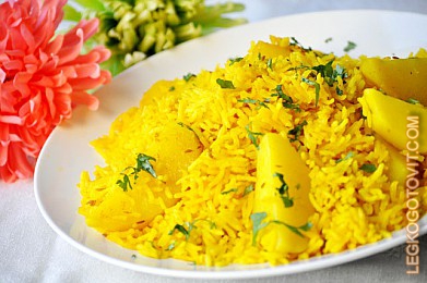Фото рецепта: Золотой рис с картофелем