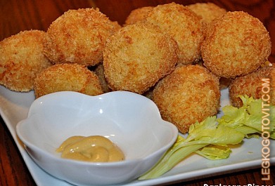 Фото рецепта: Картофельные крокеты с начинкой