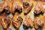 Фото рецепта: Чесночные острые куриные крылышки