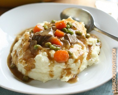 Фото рецепта: Ирландское рагу из говядины с картофельным пюре