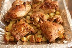 Фото рецепта: Курица жареная на картофеле