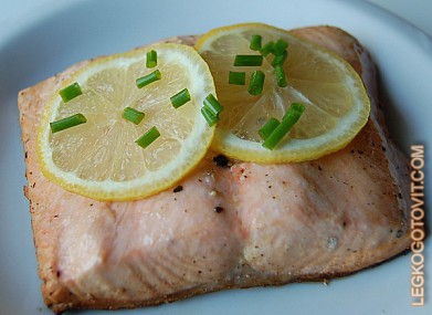 Фото рецепта: Жареное филе лосося