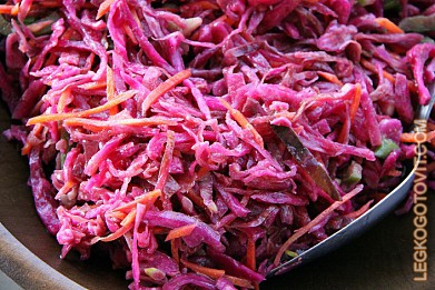 Фото рецепта: Салат из красной капусты