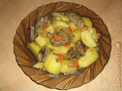 Фото рецепта: Картофель, тушеный с печенью