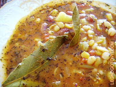 Фото рецепта: Фасолевый суп с картофелем