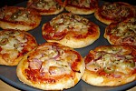 Как приготовить Маленькие пиццы