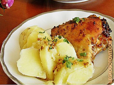 Фото рецепта: Жареная курица в медово-горчичном соусе