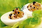 Фото рецепта: Яйца, фаршированные сельдью