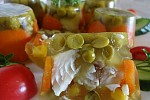 Фото рецепта: Заливная рыба с  овощами