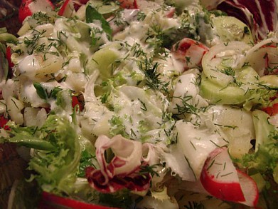Фото рецепта: Хрустящий салат с редисом