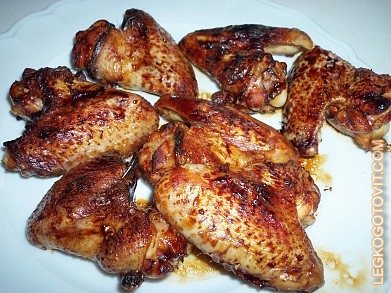 Фото рецепта: Куриные крылышки с медом и соевым соусом