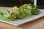 Фото рецепта: Роллы с салатом, тунцом и авокадо