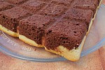 Фото рецепта: Воздушный пирог с двумя видами шоколада