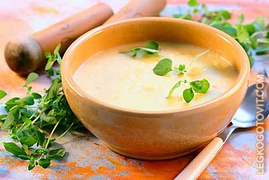 Фото рецепта: Картофельный суп с гренками
