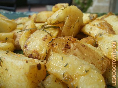 Фото рецепта: Картофель с тимьяном и розмарином