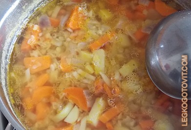 Фото рецепта: Суп с красной чечевицей