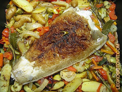 Фото рецепта: Палтус на подушке из овощей