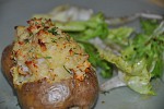 Фото рецепта: Картофель, фаршированный скумбрией
