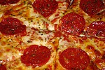 Фото рецепта: Пицца с салями