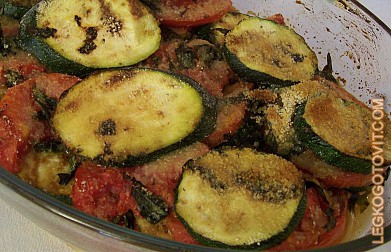 Фото рецепта: Кабачки, запеченные с помидорами