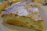 Фото рецепта: Творожный пирог с персиками