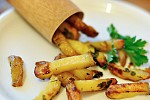 Фото рецепта: Жареный картофель с петрушкой, чесноком и паприкой