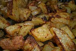 Фото рецепта: Картофель с луком жареный в духовке