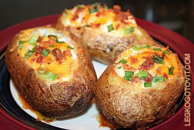 Фото рецепта: Картофель, запеченный с яйцами