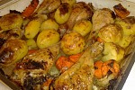 Фото рецепта: Куриные ножки, запеченные с овощами