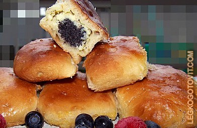 Фото рецепта: Сладкие пирожки с творогом и маком