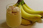 Фото рецепта: Банановый молочный коктейль