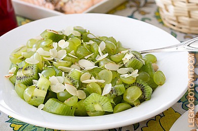 Фото рецепта: Зеленый фруктовый салат