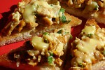 Фото рецепта: Тост с лисичками и сыром