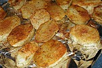 Фото рецепта: Картофель запеченный в духовке на фольге
