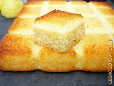 Фото рецепта: Лимонный пирог с глазурью