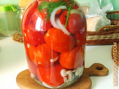 Фото рецепта: Вкусные маринованные помидоры
