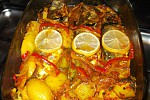 Фото рецепта: Скумбрия запеченная с овощами