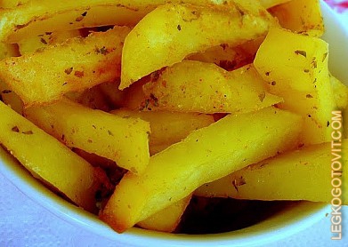 Фото рецепта: Картофель ломтиками, запеченный в духовке