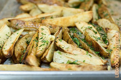 Фото рецепта: Картофель, запеченный в духовке